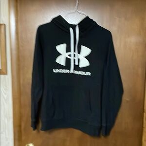 Under Armour Black and White Sweater Classic Athletic Design